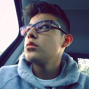 Meet your Posher, Guillermo